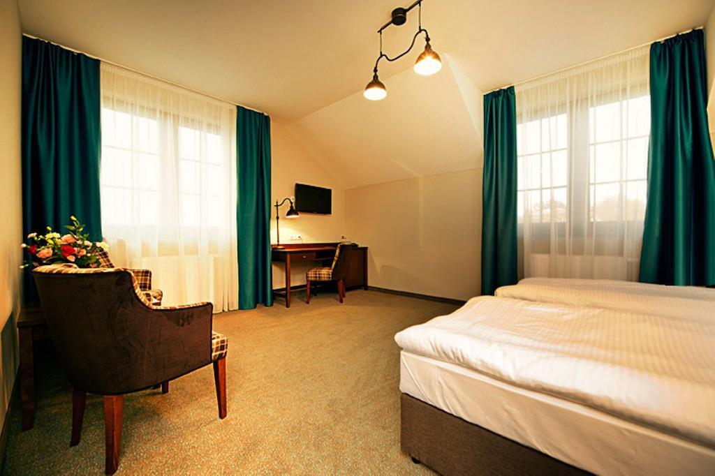 Hotel Biesiada Bogucin  部屋 写真